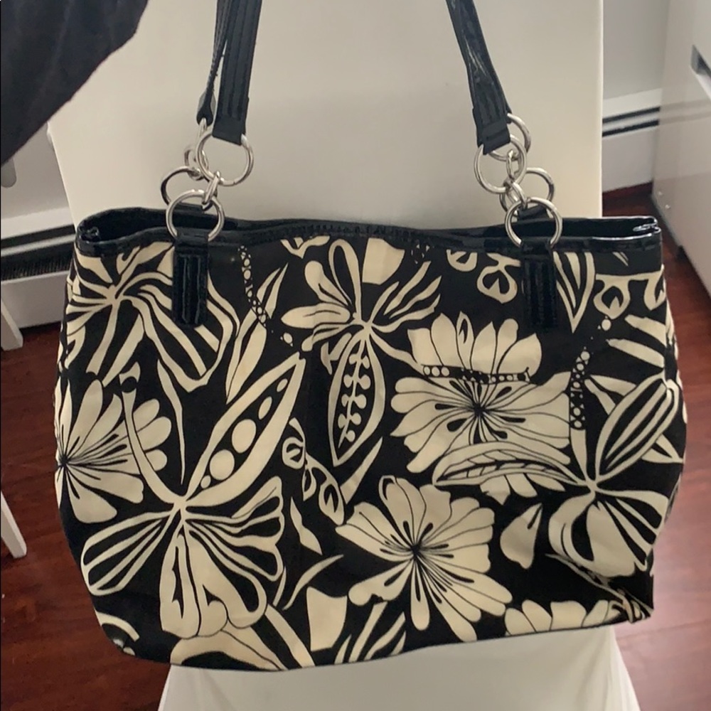 Balck and off white handbag